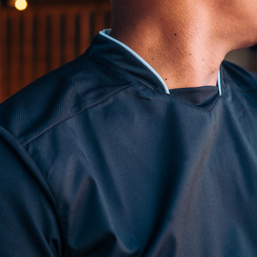 The Nord - Black/Grey trim